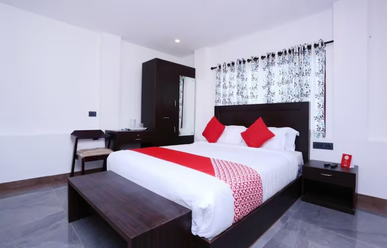 Home Stay vs Hotel Kerala